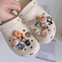 ราคา jibbitz crocs crybaby jibbitz crocs ของแทั จิบิ รองเท้าหลุมดอกไม้ Labu Labubu จาก Xiaohongshu สำหรับตกแต่ง DIY สไตล์การ์ตูนสามมิติ (44550128044)