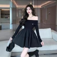 ราคา ปาดไหล่ เดรสสาวอวบ เดรสปาดไหล่ เดรสผู้หญิงปี 2024 ดีไซน์หรูหรา เทรนด์ล่าสุด เดรสลักษณะสายเดี่ยว ทรงกระบอกแคบเอว พร้อมกางเกงในรวม (40675357737)