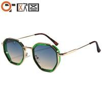 ราคา แว่นดําเท่ๆ แว่นตาเท่ๆ แว่นเท่ๆ แว่นตากันแดดสตีมพังค์ กรอบโลหะทรงหลายเหลี่ยมขนาดใหญ่ อินเทรนด์สำหรับผู้ชาย M5242 (46300223972)