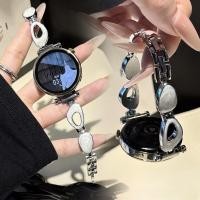 ราคา Sparkle Quicksand สายนาฬิกาสําหรับ Garmin Forerunner 265 255 245 255S 265S 245M 645M 18 มม 20 มม 22 มม แฟชั่นผู้หญิงสาวสําหรับ Garmin Forerunner 165 เพลง 970 570 42 มม 47 มม (40264364924)