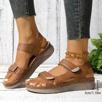 ราคา รองเท้าส้นเตารีด 2025 รองเท้าแตะผู้หญิงสไตล์ใหม่รองเท้าแตะสวมด้านนอกรองเท้าส้นแบนผู้หญิงขนาดบวก 43 (26332259279)