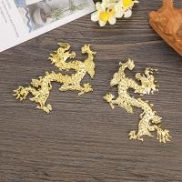 ราคา ปีกแองเจิลลายมังกรสมมาตร จากแผ่นเหล็กนูนและดอกไม้ ใช้เป็นอุปกรณ์ทำผมหรือผ้าโพกศีรษะ พร้อมตกแต่งด้วยวัสดุพิเศษ (41420940262)