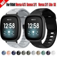 ราคา สายรัดซิลิโคนสําหรับ Fitbit Versa 4 3 Sense 2 1 Breathable สายรัดข้อมือสําหรับ Fitbit Versa 2 1 Lite SE Square Buckle อุปกรณ์เสริม (40063952003)