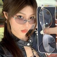 ราคา Cats Eye Goggle Shades No Makeup Decorative Glasses Women Men Outdoor Travel Accessories แว่นกันแดดน้ำหนักเบา Street Style Y2K Fashion (40055293186)