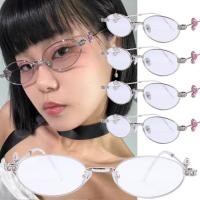 ราคา สีชมพู พลอยเทียม แว่นตาธรรมดา สําหรับผู้หญิงผู้ชายสวมใส่ทุกวัน ไม่มีแต่งหน้าตกแต่งแว่นตา โลหะรูปไข่กรอบแว่นตา แฟชั่น วินเทจ ย2เค (42102346208)