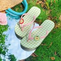 ราคา XIXITIAO รองเท้าแตะสุภาพสตรีลายสก๊อตสีแดง Apple Vacation รองเท้าแตะชายหาดแฟชั่นฤดูร้อน (44354118730)
