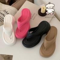 ราคา Xixitiao สุภาพสตรีฤดูร้อนสวมใส่ด้านนอกชายหาดวันหยุด Flip Flops สไตล์เรียบง่ายเพิ่มความสูงส้น Flip Flops รองเท้าแตะรองเท้าแตะ (29375907759)