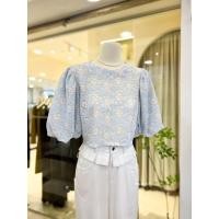 ราคา Cropped puff lace top เสื้อลูกไม้แขนพองทรงครอป ผ้าลายลูกไม้ลายสวย (42260671883)