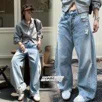 ราคา ? ? ? ? ? ? ? ? ? ? ? กางเกงยีนส์ทรงบอลลูนสีฟอกยีนส์อ่อนแต่งขาดเซอร์ๆงานเย็บเนี๊ยบผ้าไม่ยืดใส่เอวต่ำได้ลุคเท่ๆบอยๆ (29919112944)