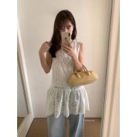 ราคา มินิเดรสคอวีแขนกุดผ้าลูกไม้สีขาวปักเนื้อนูนทั้งตัวทรงปล่อยน่ารักๆช่วงเอวต่อลูกไม่ระบายสวยชิคสุดๆเย็บซับในตัว (29680636050)