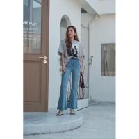 ราคา กางเกงยีนเอวสูงทรงสวยม๊าก ตัวนี้เป็นทรงขาม้าผ้ายืด พรางหุ่นสุดๆ แพทเทินเก๋ๆใส่สวยมาก (29677740643)