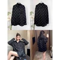 ราคา ? ? ? ? ? ? ? ? ? ? ? ? ? ? ? ? ? เสื้อเชิ้ตเเขนยาวเนื้อผ้าซาติน งานพิมพ์ลาย ตัวอักษรวิ้งๆ งานสวยมาก ผ้าดี งานนำเข้า (29176318883)