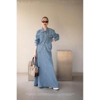 ราคา Set เสื้อเชิ้ตยีนส์ปักดอกไม้เพชร กระโปรงยีนส์ยาว (28937149561)