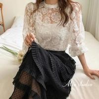 ราคา เสื้อปักลายดอกไม้ แต่งขอบลูกไม้สวย กระดุมคอด้านหลัง งานมีซับสายเดี่ยวแยกให้ค่า สวยหวานสุดๆ (28925934241)