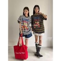 ราคา ? ? ? ? ? ? ? ? ? ? ? เสื้อยืดลายริ้วสกรีนลายการ์ตูนสุดฮิตดีเทลแต่งโบว์น่ารักมาก ใช้ผ้าอย่างดีทรงเสื้อโอเวอร์ไซส์ (28582211730)