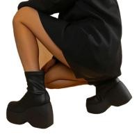 ราคา Ready Stock Y2K สไตล์พังก์ส้นลิ่มหนาด้านล่าง35 43ขนาดใหญ่แฟชั่นหลอดสูงแฟชั่นยุโรปและอเมริการองเท้าผู้หญิง ส้น 12CM (48301279570)