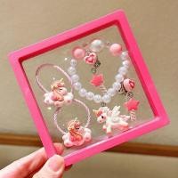 ราคา ชุดสร้อยข้อมือยูนิคอร์นสำหรับเด็ก พร้อมหูคลิปและลูกปัดน่ารัก ในกล่องของขวัญพิเศษ (55351516714)