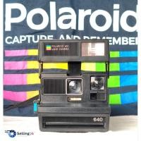 ราคา กล้อง instans ยี่ห้อ Polaroid Series 640 Instant Land Camera Clean UNTESTED พร้อมเสื้อ size M (29276379118)