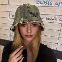 ราคา หมวกบัคเก็ตยีนส์วินเทจสำหรับสตรี มีการปักลายผีเสื้อและช่วยลดแสงแดด (47651953234)