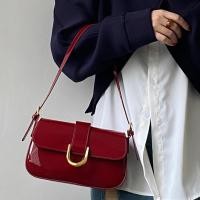 ราคา Retro Leather Shoulder Bag สำหรับผู้หญิง ออกแบบอย่างหรูหรา มีให้เลือกทั้งสีเรียบและสีแดง (54150646047)
