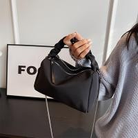 ราคา กระเป๋าสะพายข้างผู้หญิง สายโซ่ พกพาสะดวกด้วยหูหิ้วและสายคล้องไหล่ (50900471061)