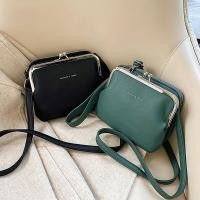 ราคา กระเป๋าสะพายข้างสไตล์วินเทจสำหรับผู้หญิง กระเป๋าสะพายไหล่และคลัทช์แบบรวม สายสะพายถอดได้ ปิดด้วยซิป สีพื้น หนังเทียม (40053666671)