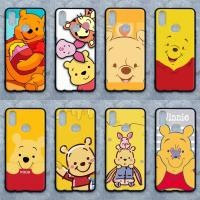 ราคา เคส Samsung A10s ลายหมีพูห์ ขอบนิ่มหลังแข็ง เคสมือถือ เคสโทรศัพท์ Case (9316920811)