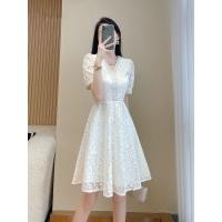 ราคา 2024 ฤดูร้อนใหม่ระดับไฮเอนด์สีขาวแสดงแขนสั้นคอวีเอวเอวกระชับสัดส่วนสังคมอารมณ์ลูกไม้ชุด A line สําหรับผู้หญิง (25977322223)