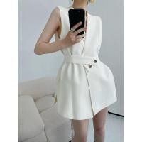 ราคา สูท เสื้อกั๊ก ผู้หญิง ฤดูใบไม้ผลิ สไตล์ใหม่ สีขาว แขนกุด เรียบง่าย สูงสุด ผู้หญิง แฟชั่น ออกแบบ เสื้อกั๊ก (25824378953)