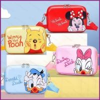 ราคา กระเป๋าสะพายผู้หญิงใหม่จากDisney และWinnie the Pooh ออกแบบหวานน่ารักสไตล์การ์ตูน เหมาะสำหรับใส่มือถือและใช้งานในชีวิตประจำวัน (44801319828)
