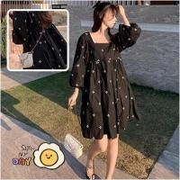 ราคา ชุดคุณแม่ ชุดคลุมท้องสีดำ คอเหลี่ยม ชุดคลุมท้อง กระโปรงหญิงตั้งครรภ์สีดำลายดอกไม้ (22736980768)