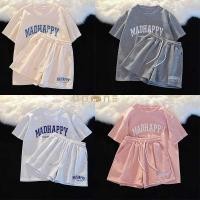 ราคา แฟชั่นสไตล์เกาหลี เสื้อแขนสั้น กางเกงขาสั้น ชุดลำลองสองชิ้นเข้าเซ็ท ชุดเเฟชั่นเข้าเซ็ท (22842657017)