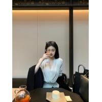ราคา เสื้อเชิ๊ตคอจีบลายถักด้านบน วัสดุเนียนนุ่มและเป็นมิตรกับผิว สำหรับฤดูใบไม้ร่วง (40823009893)