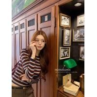 ราคา เสื้อถักลายทางและกางเกงขายาวทรงตรงลายสก๊อต สไตล์อเมริกันลำลอง (29541648958)