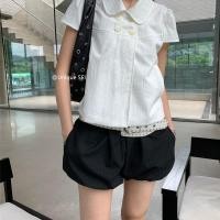 ราคา เสื้อแขนสั้นย้อนยุคสำหรับผู้หญิง จากญี่ปุ่น แบบคอตุ๊กตา สี่ปุ่ม เหมาะสำหรับฤดูร้อน (26088444877)