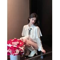 ราคา ชุดชีฟองสีขาวสำหรับฤดูร้อน กับเชิ้ตแขนพองผูกโบว์สำหรับผู้หญิง (43513831861)