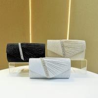 ราคา คลัทช์เลื่อมพร้อมโซ่ กระเป๋าราตรีกลิตเตอร์สำหรับงานแต่งงาน (44650907547)