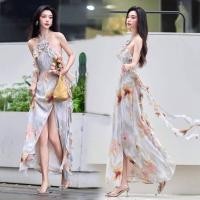 ราคา เดรสยาวมี เข็มกลัดดอกไม้ 1 ดอก ติดที่เนินอก มีสายคล้องคอผูกโบว์ เปิดหลังเว้าถึงเอว ชุดแต่งระบายเป็นเกร๋ๆ (40313937533)