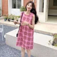ราคา มินิเดรสแขนกุด คอกลมดีเทลเนื้อผ้าลายตาราง (54950748115)