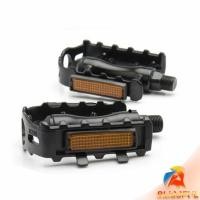 ราคา B F บันไดจักรยานอลูมิเนียม อุปกรณ์จักรยาน มี 2 สี สีเงิน และ สีดำ Bicycle pedals (25616586467)