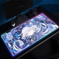 ราคา เกม Genshin Furina แผ่นรองเมาส์อะนิเมะแผ่นรองเมาส์สําหรับเล่นเกม LED แผ่นรองโต๊ะยางเรืองแสงเดสก์ท็อป XXL RGB เสื่อโต๊ะ (42467588395)