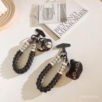 ราคา สไตล์ญี่ปุ่นสีดําชุดแมวตุ๊กตาจี้เชือกเส้นเล็กโทรศัพท์มือถือแนวทแยงด้านข้างร่างกายจี้จี้เคสโทรศัพท์สากลหญิง (28440109616)