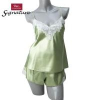 ราคา Signature ชุดนอน เดย์แวร์ เสื้อ กางเกง ผ้าซาติน นุ่มลื่น บางเบา แต่งลูกไม้ช่อ รุ่น CW1112 (27254214758)