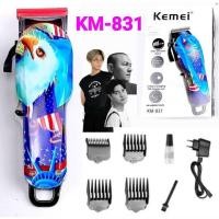 ราคา ปัตตาเลี่ยนตัดผม KEMEI KM 831 แบตตาเลี่ยนไร้สาย ปัตตาเลี่ยนไร้สาย เครื่องตัดผม ที่ตัดผม (3831996209)