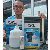 ราคา ไฟตุ้ม แสงขาว CKL 8200 200W SD 8150 150W โซล่าเซลล์ พลังงานแสงอาทิตย์ แสงขาว แผงโซล่าเซลล์และหลอดไฟ Led สายยาว 4เมตร (4363032956)