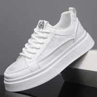 ราคา รองเท้าผ้าใบสำหรับผู้ชายฤดูร้อน (25646985843)