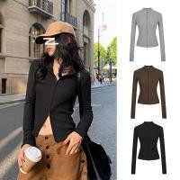 ราคา ส่งจากไทย เสื้อครอปแขนยาว แต่งซิปหน้าใช้งานได้จริง ปกตั้ง สีพื้น ทรงเข้ารูป ผ้าลายทาง ใส่สบาย F004 (29191106735)