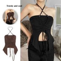 ราคา พร้อมส่งจากกทม เสื้อเกาะอกผู้หญิง ปาดไหล่ คอเชือกแขวนคอ สะดือ เปิดหลัง แต่งดีเทลคล้องคอแบบไขว้ (29954303525)