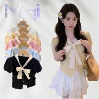 ราคา Miqi เสื้อยืด แต่งโบว์ แขนสั้น ปุ่มด้านหน้า ผ้านิ่ม เสื้อไหมพรม สไตล์เกาหลี แฟชั่น น่ารัก W M099 (40375919318)
