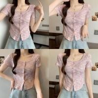 ราคา Miqi เสื้อยืด ไหมพรม แขนสั้น คอกลม กระดุมดอกไม้ เข้ารูป เสื้อครอป สไตล์เกาหลี แฟชั่น น่ารัก 19237 (40109194364)